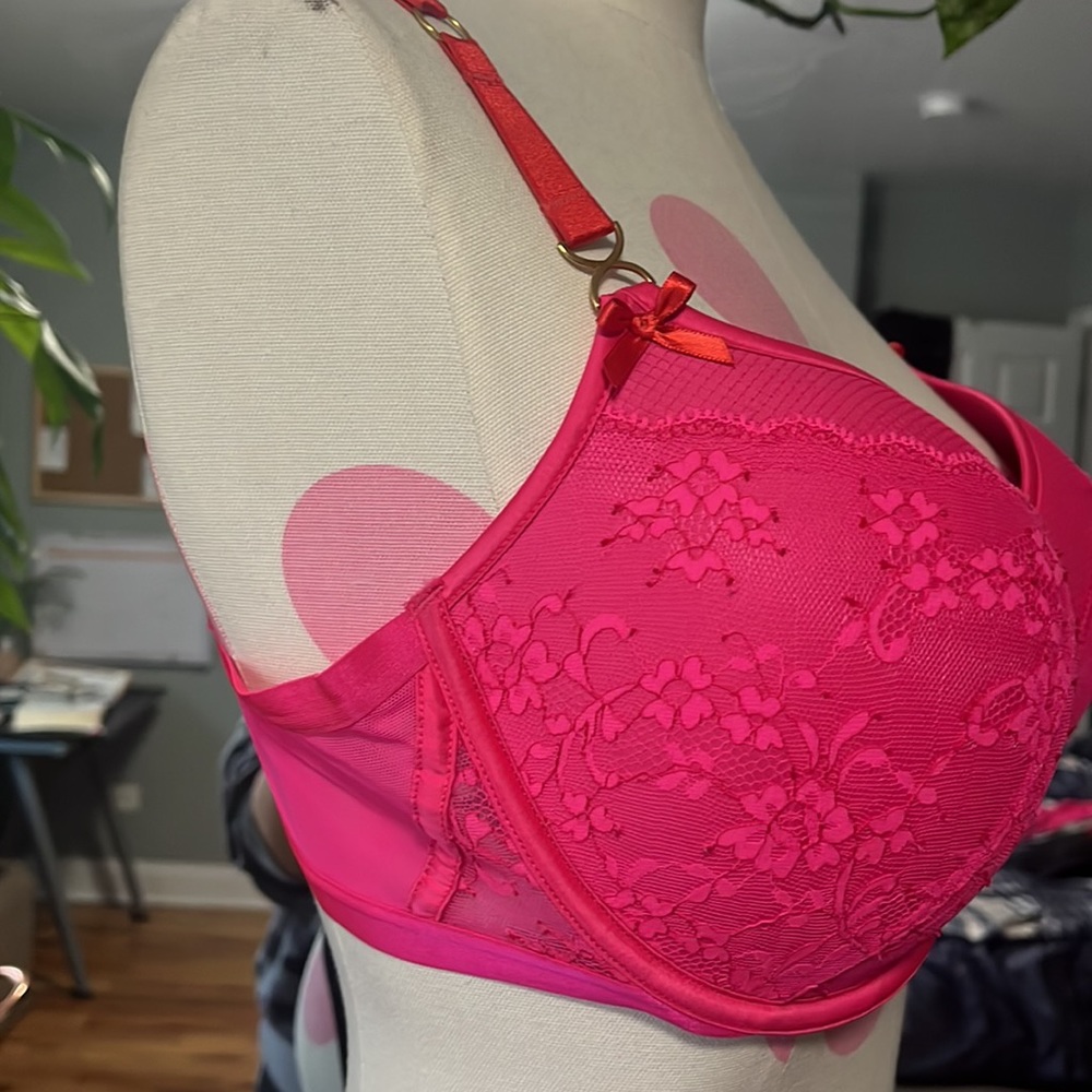 Bra - Picture 2 of 3